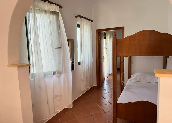 Amel\'S Apartments