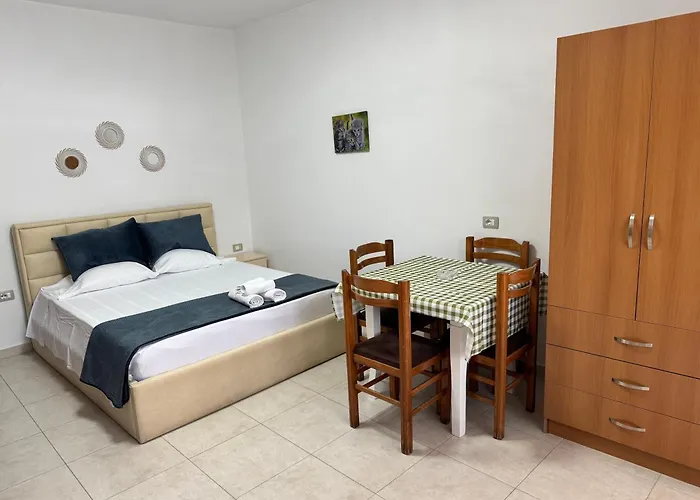 Amel\'S Apartments Comfortable Family Stay Near Orikum Beach